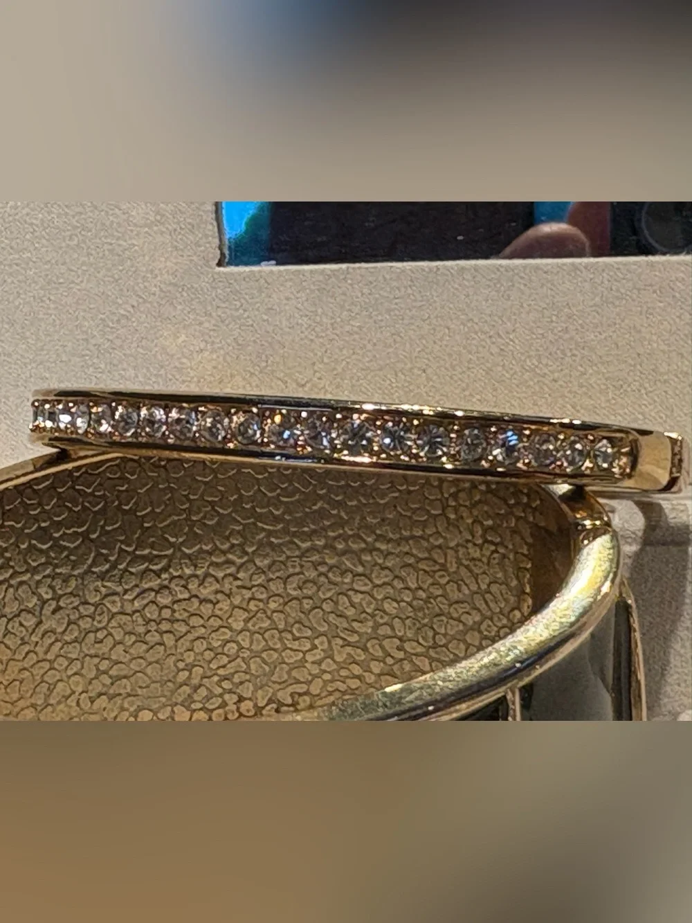 Vintage Roman Gold Crystal Rhinestone Hinged Bangle Bracelet 2 3/8” Gorgeous